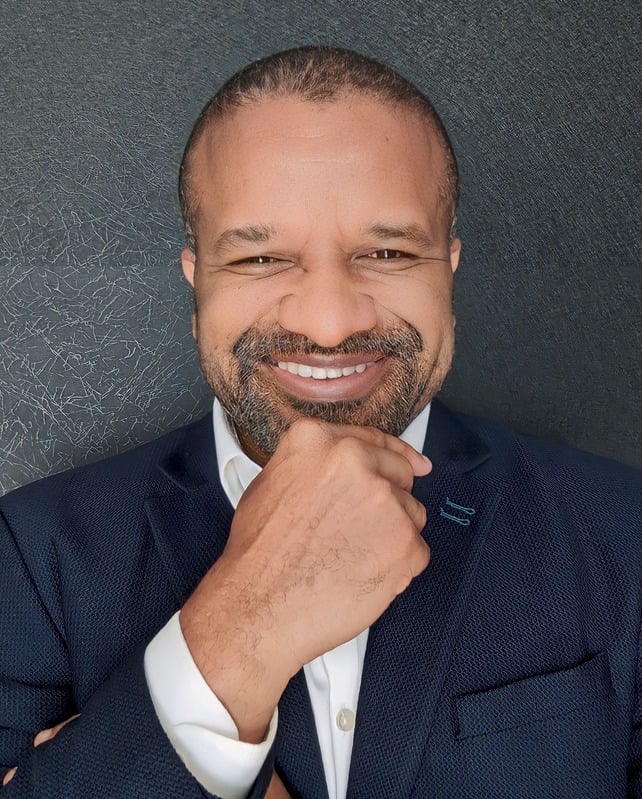 Chris Folayan